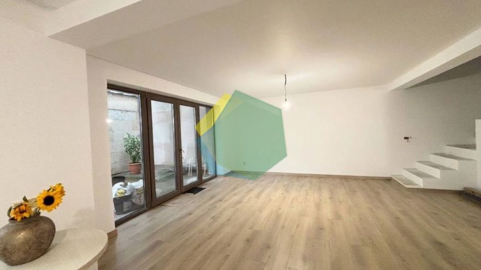 JILAVA | CASĂ IMPRESIONANTĂ 256 MP UTILI + CORP SECUNDAR INDEPENDENT - Poză 9