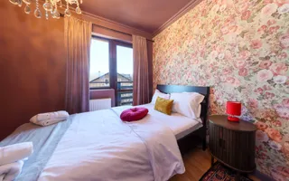 Pensiune/Vilă de vânzare în Bran | 8 camere | 180 mp - Poză 40