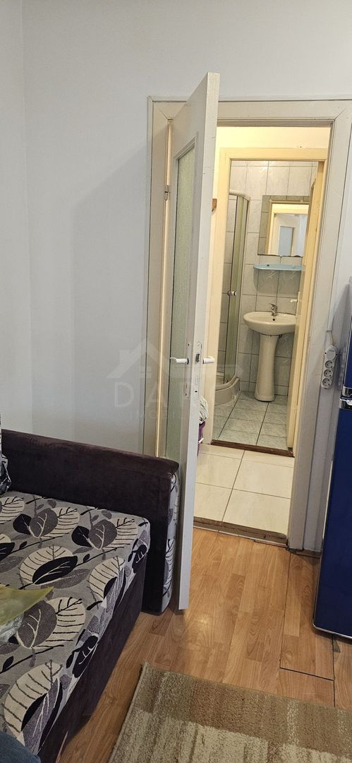 Apartamenr 1 camera 20mp ,aproape de spital si UMF - Poză 7