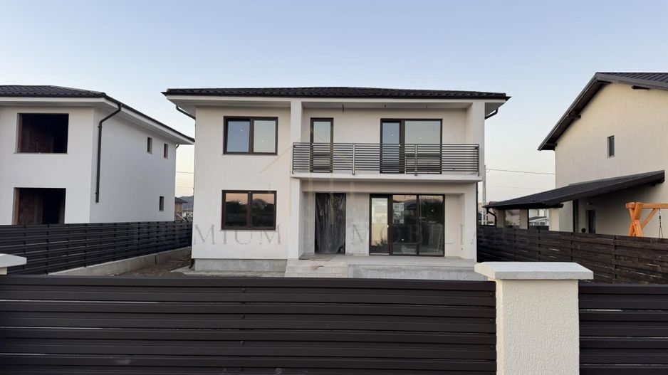 Casa de Vanzare - Cartier Andrasesti - Poză 1