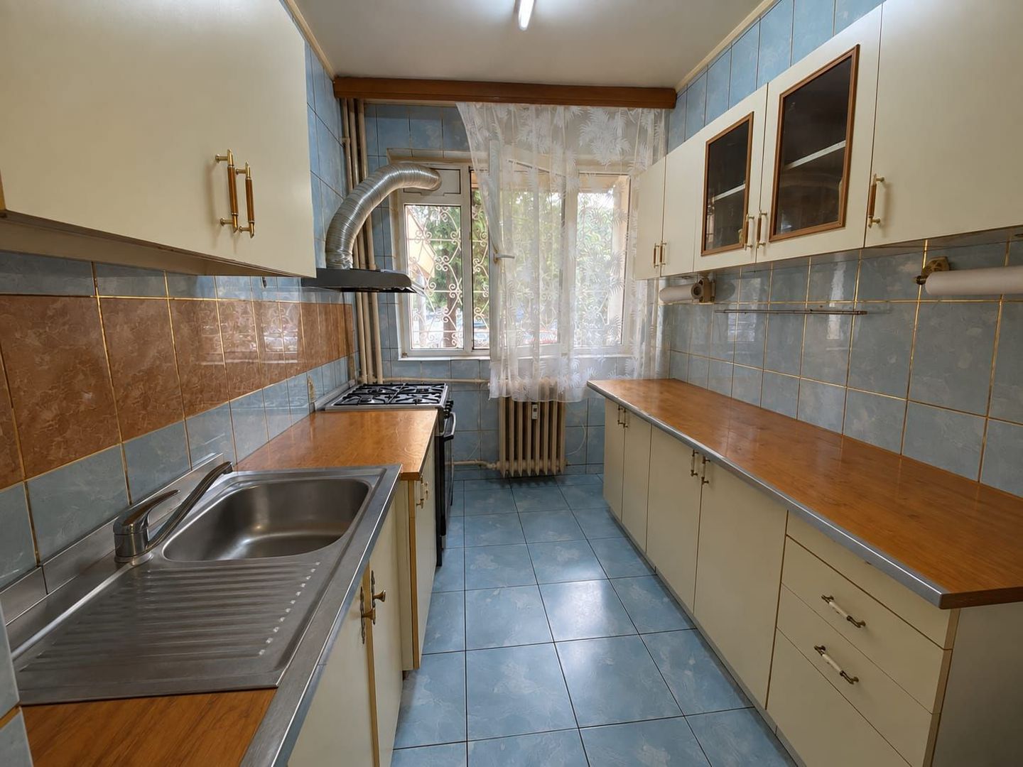 Apartament 3 camere - Strada Baba Novac - Poză 2