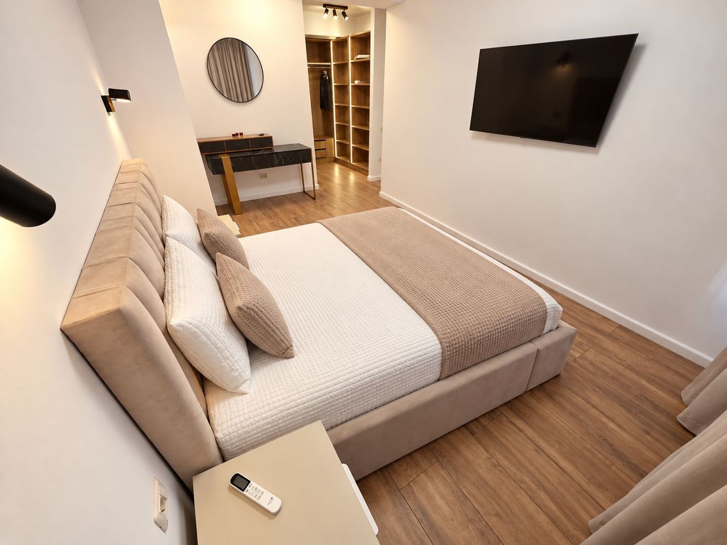 Casă de închiriat Tunari AeroCity, 3 dormitoare, 3 băi, curte 400m - Poză 6