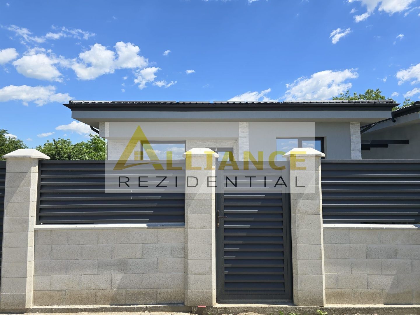 Casa 3 Camere | Aproape de bulevard si statia STV - Poză 1