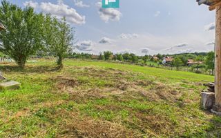 Casă renovată cu teren generos lângă Ususău - Poză 6