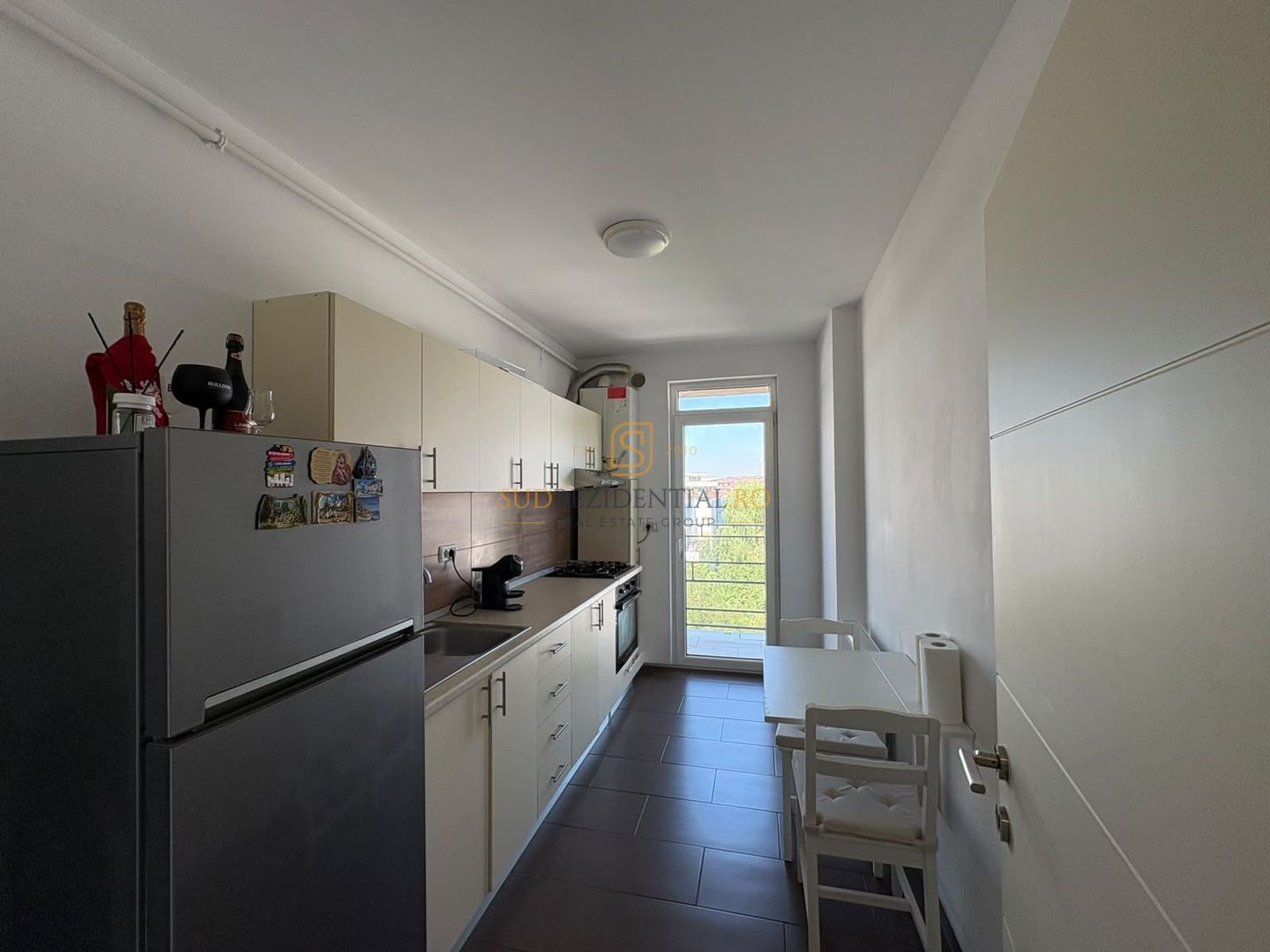 Apartament cu 3 camere, Viva Residence, Metrou Aparatorii Patriei - Poză 2