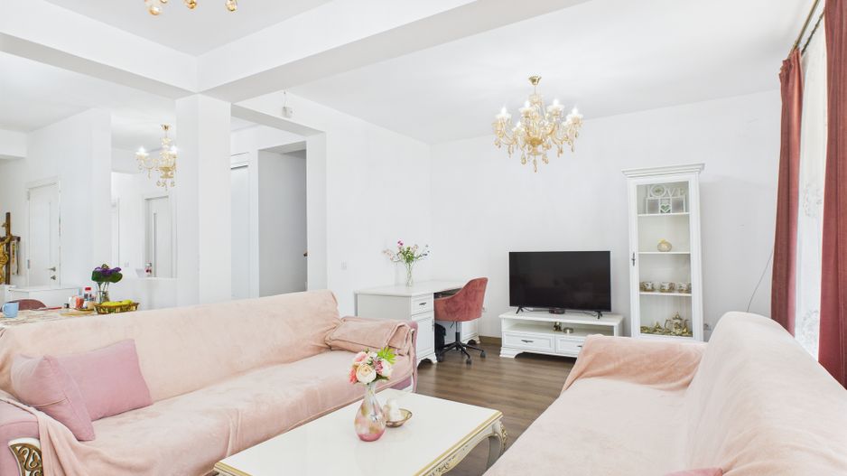 Casa familiala 5 camere, 4 bai, complex nou, Otopeni - Poză 1