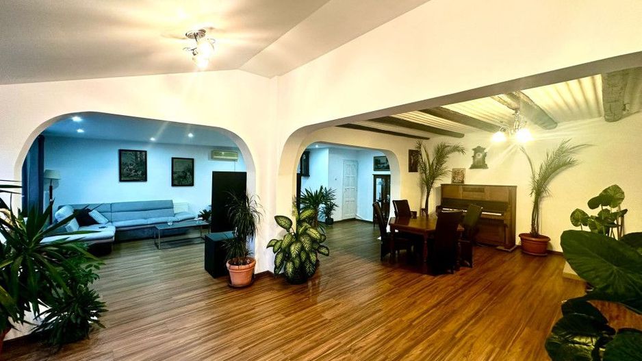 Casa moderna, 2 corpuri de cladire, teren 1000 mp, zona Aradul Nou - Poză 2