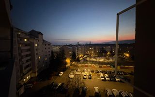 Apartament 3 camere decomandat 74 M² utili zona Lenin Nicolae Iorga - Poză 4