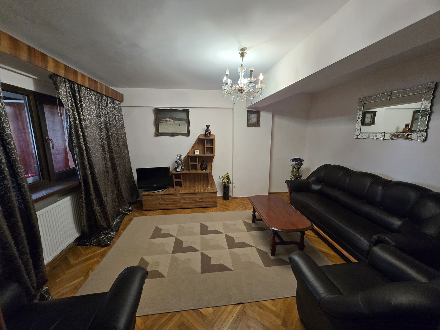 3 camere Ultracentral - Ramada - Poză 1