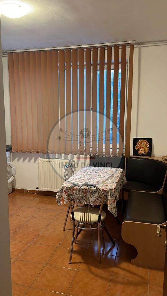 închiriez apartament cu o camera,  zona Farmec - Poză 5