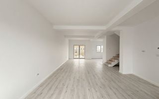 Duplex cu 4 camere despărțit prin camera tehnica | Mosnita Noua - Poză 3