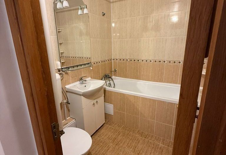 Inchiriere apartament 3 camere - Poză 6