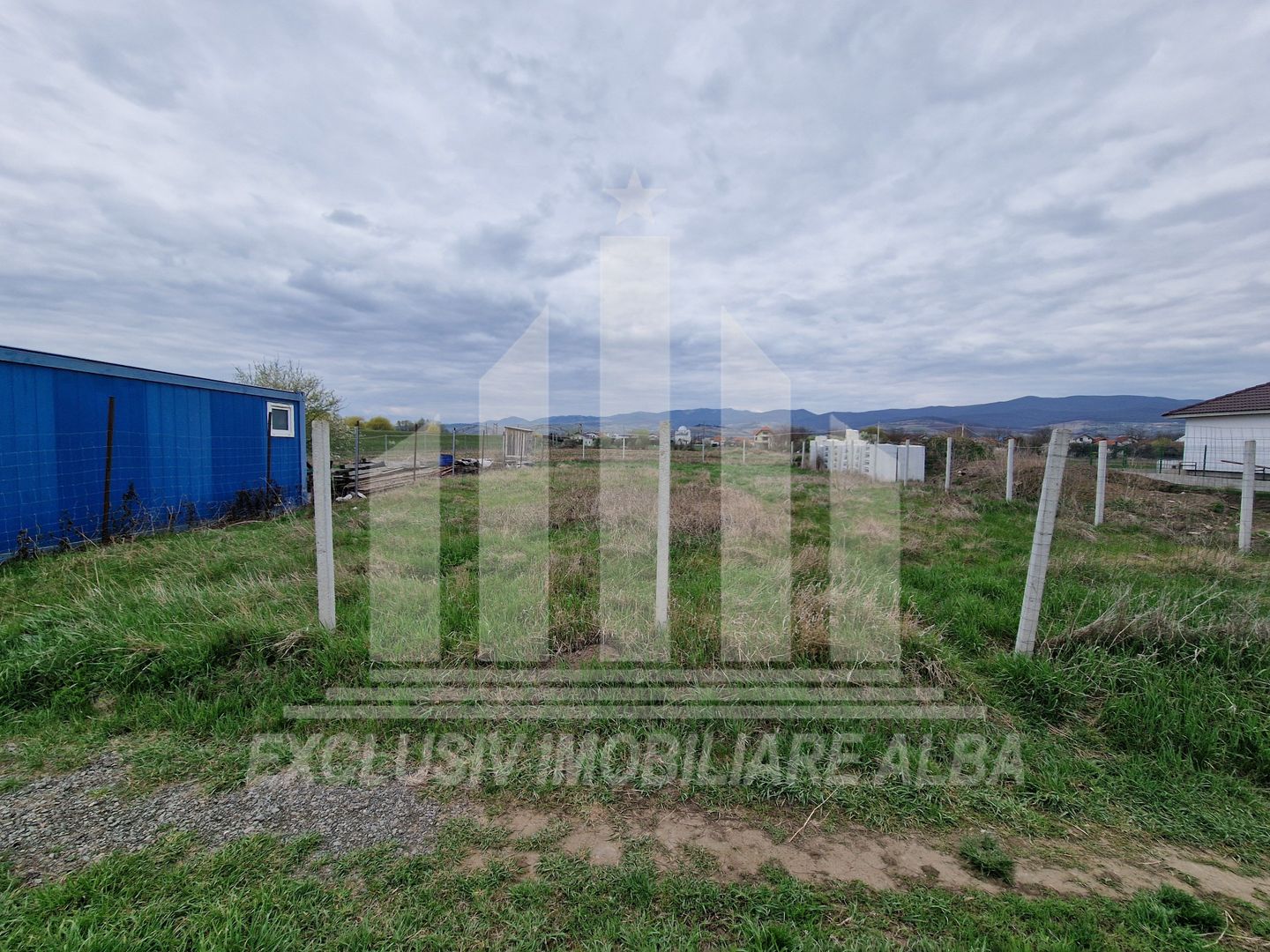 Teren intravilan cu suprafata de 446mp in Partos, Alba Iulia - Poză 3