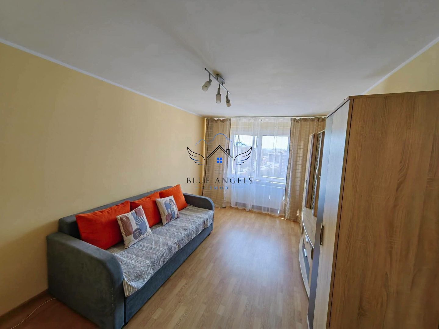 Apartament de inchiriat de 2 camere in zona Grivitei - pet friendly - Poză 3