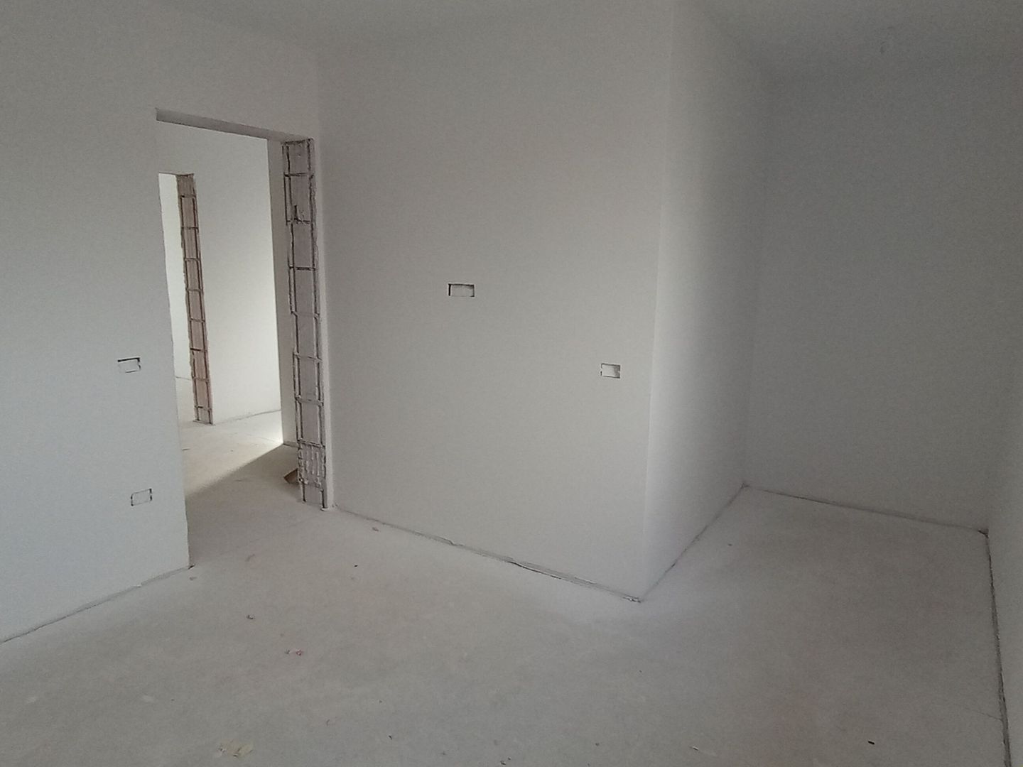 Sanandrei, Duplex pe Etaj, Drum Asflatat, Bucatarie Separata - Poză 7