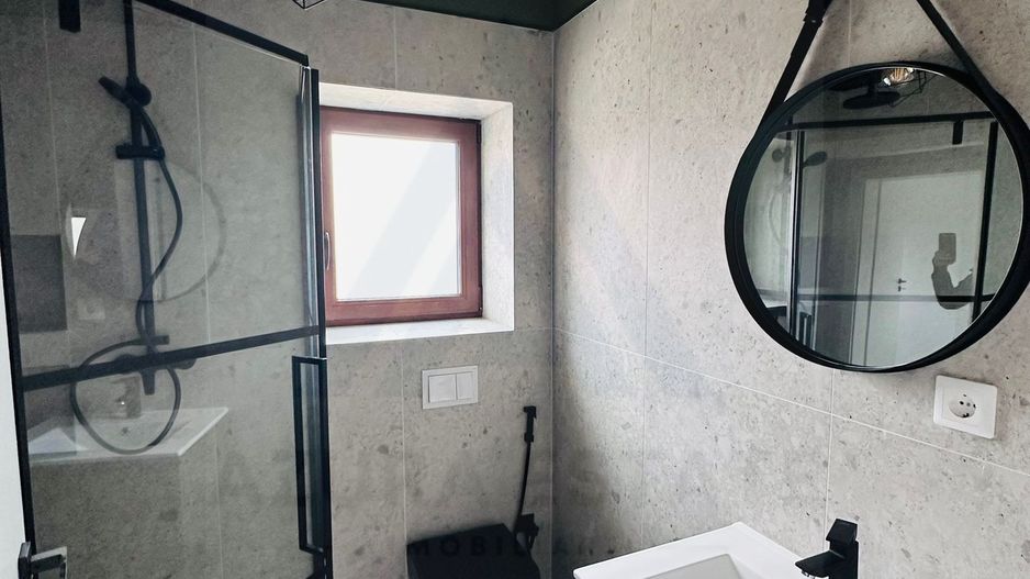 Casă premium complet utilata 5 camere 3 bai teren 427 mp în Cisnădie - Poză 9