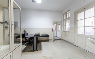 De vanzare casa ultracentrala– Str. Augustin Doinas, Arad | 98 mp - Poză 3