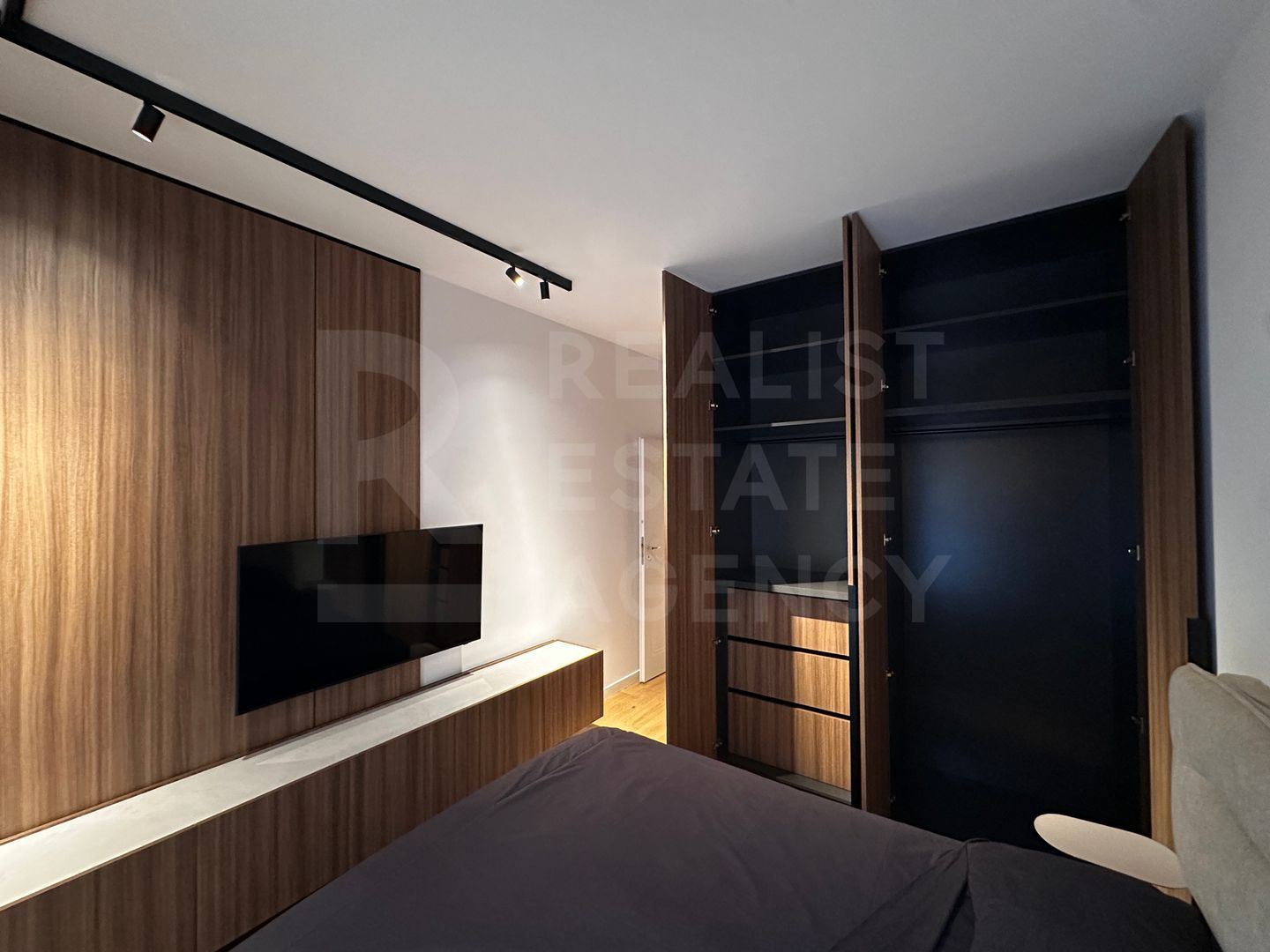 Chirie, apartament, 2 camere, parcare inclusă, București - Poză 7