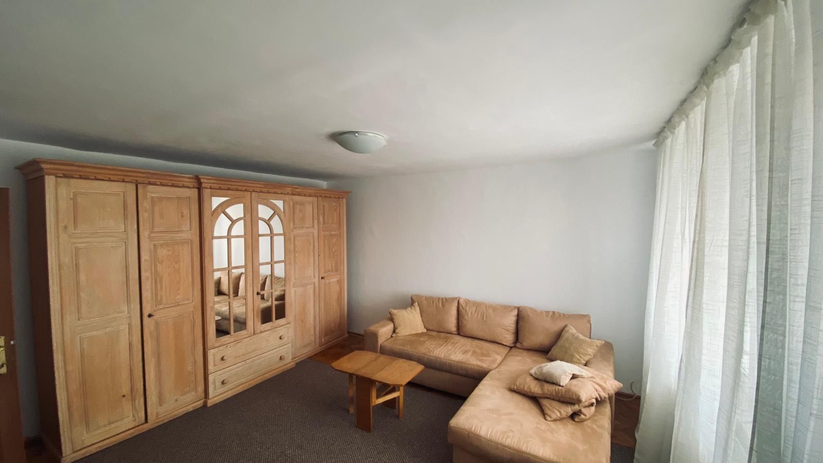 Apartament o cameră la 5 minute de Cetății - Poză 2