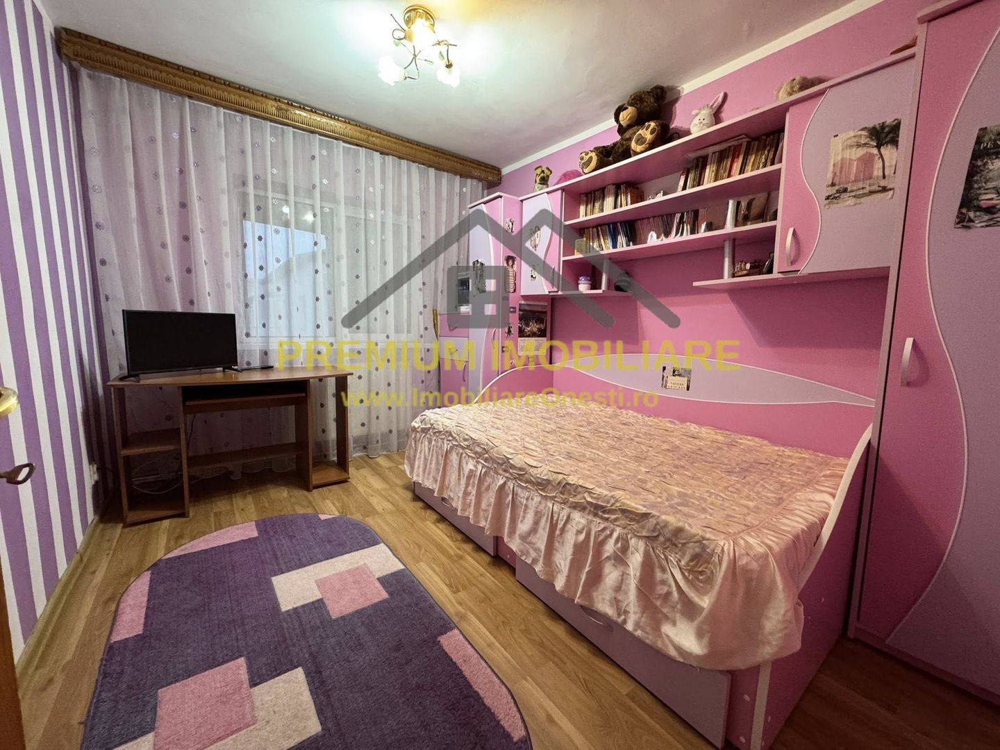 Apartament 4 Camere de vânzare în Onești - Poză 6