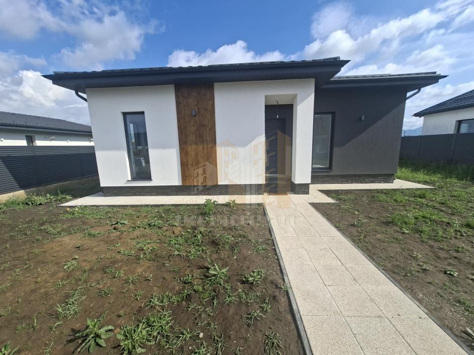 Casa individuala Sanpetru Brasov - Poză 1