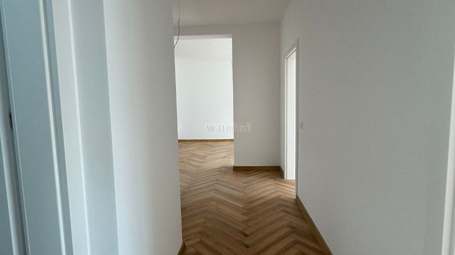 Penthouse spațioas și modern, cu terasă panoramică - Torontalului - Poză 12