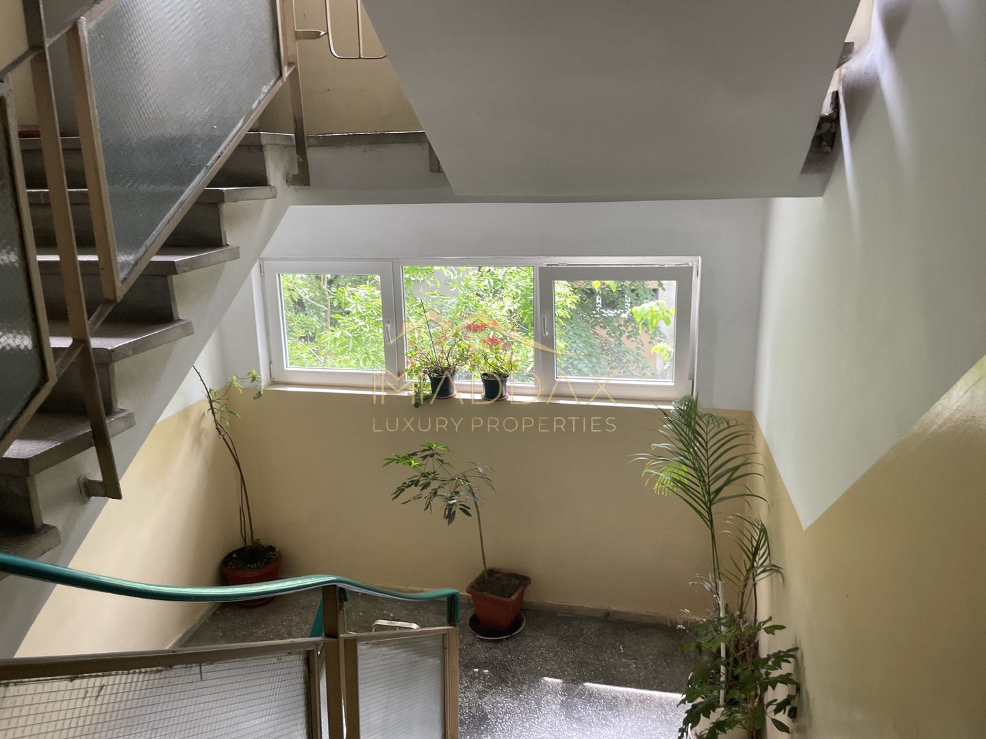 //Apartament 4 camere****Parcare + Boxa//Apusului - Poză 34