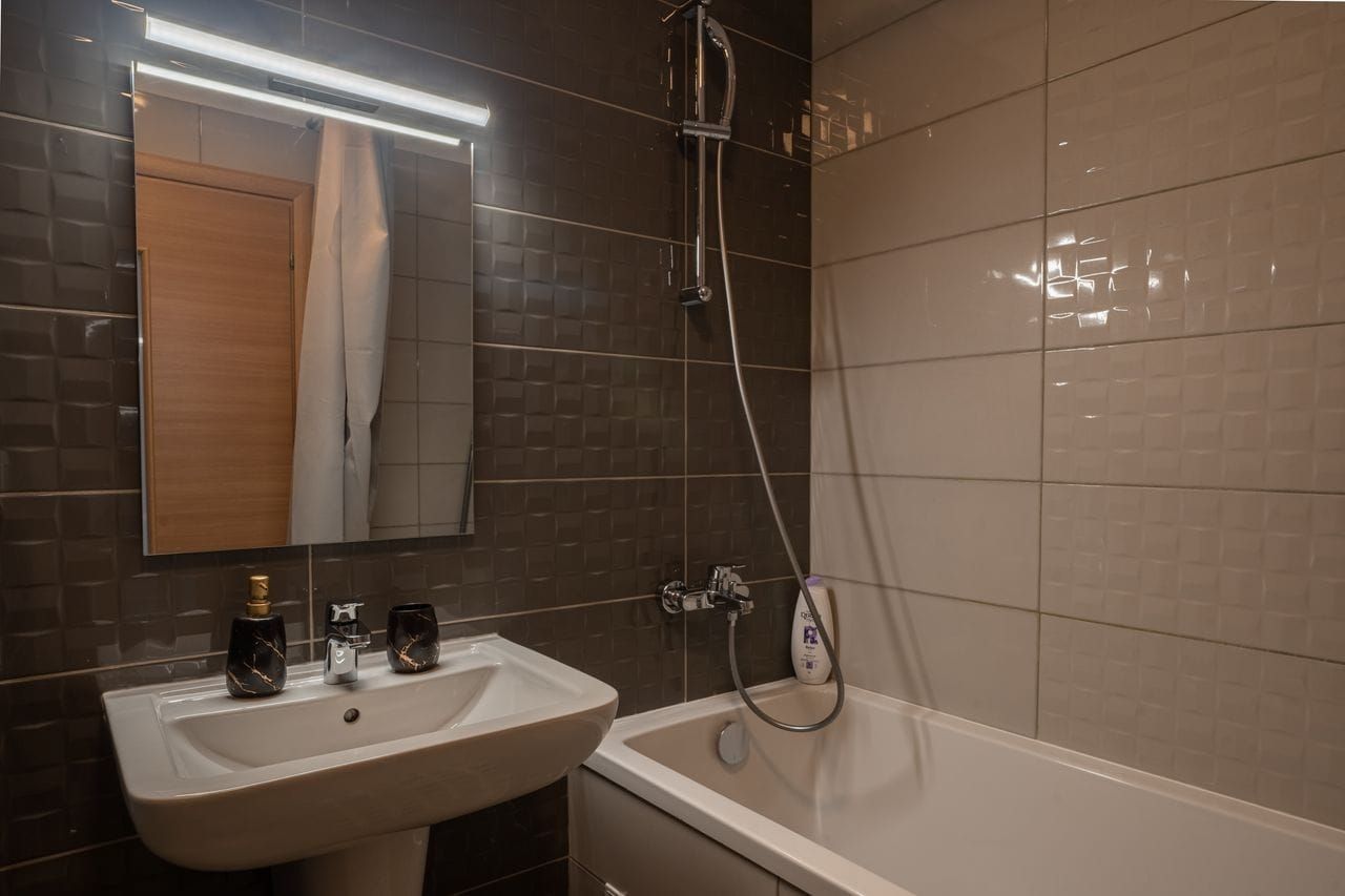 De inchiriat penthouse zona Tractorul, Coresi - Poză 6