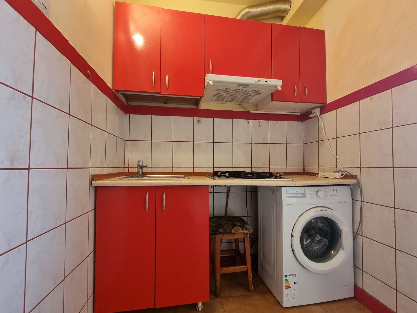 Garsonieră Poarta 6 – ideală pentru locuit sau investiție - Poză 2