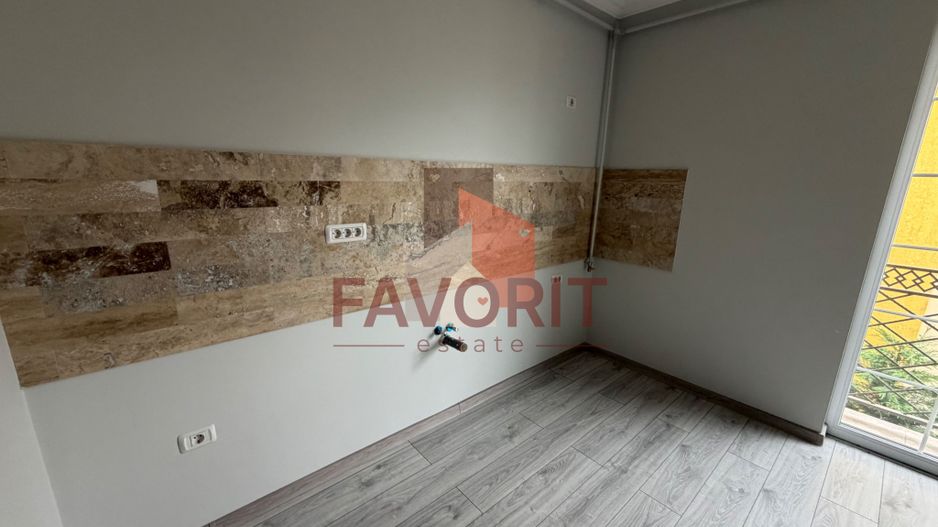 Villa cu 6 apartamente. Gradina in CF. Disponibil imediat - Poză 3