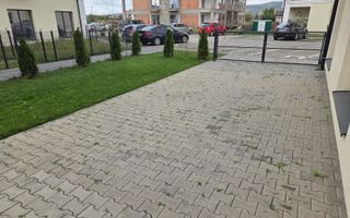 Spațiu de birou cu terasa de 80 mp de vânzare în Șelimbăr . - Poză 1