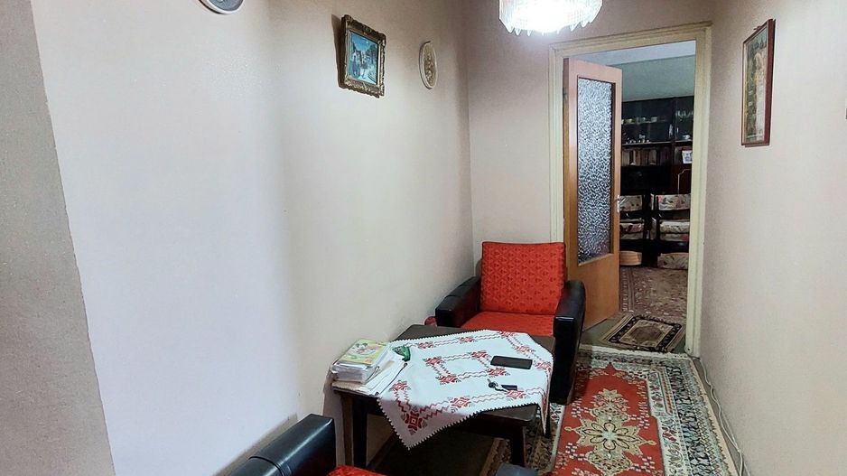 Apartament 2 camere necesita renovare Romancierilor, Drumul Taberei - Poză 5