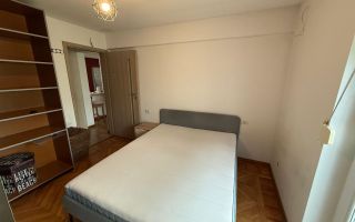 Apartament 4 camere decomandat, metrou 3 min, etaj 4/4, zonă liniștită Titan - Poză 4