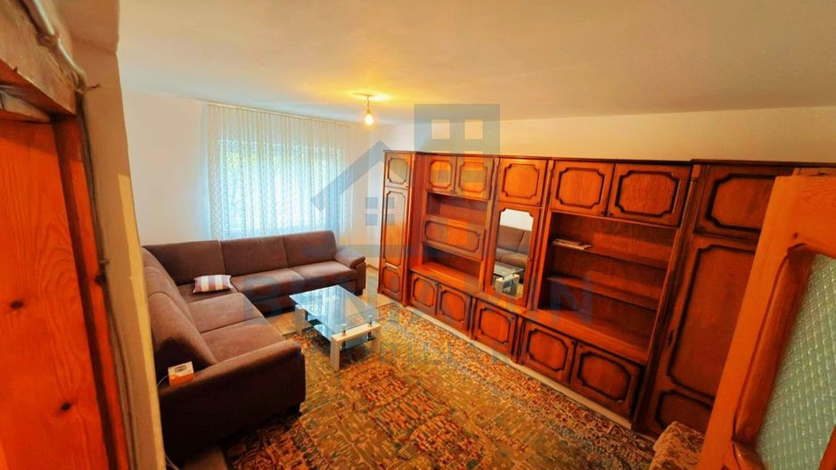 Apartament decomandat 3 Camere Renovat Utilat 1 Mai etaj 3 - Poză 2