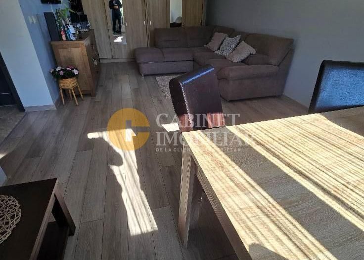 Casa tip duplex - constructie proprie - la asfalt - Poză 15