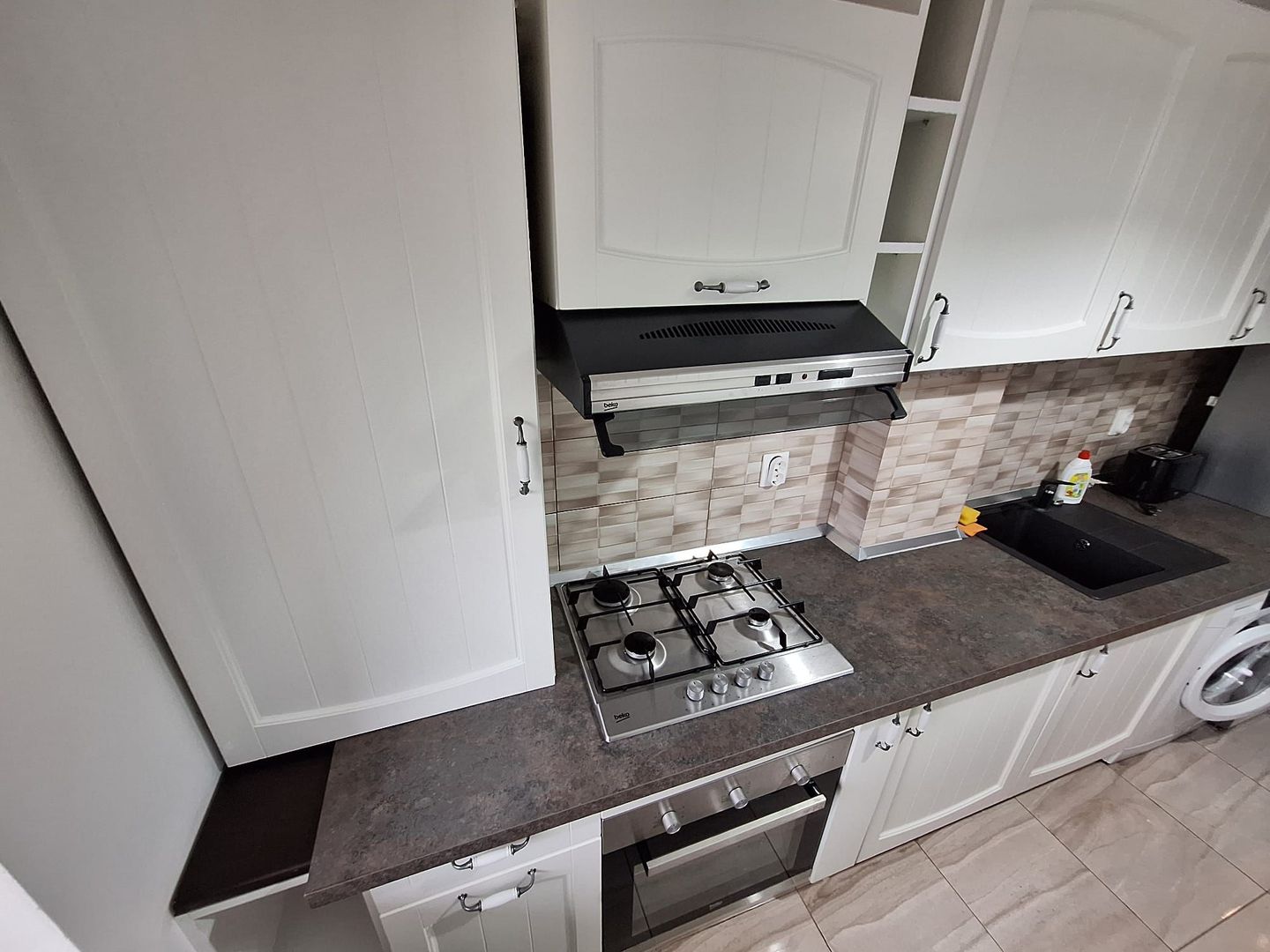 2 camere - DECOMANDAT - Mobilat SI Utilat - Parcare Subterana - Poză 9