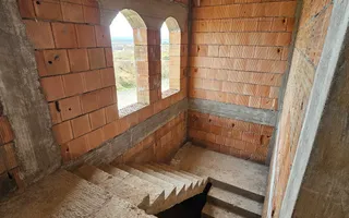 Case Individuale | 120 Mp utili | Calea Cisnadiei | - Poză 13