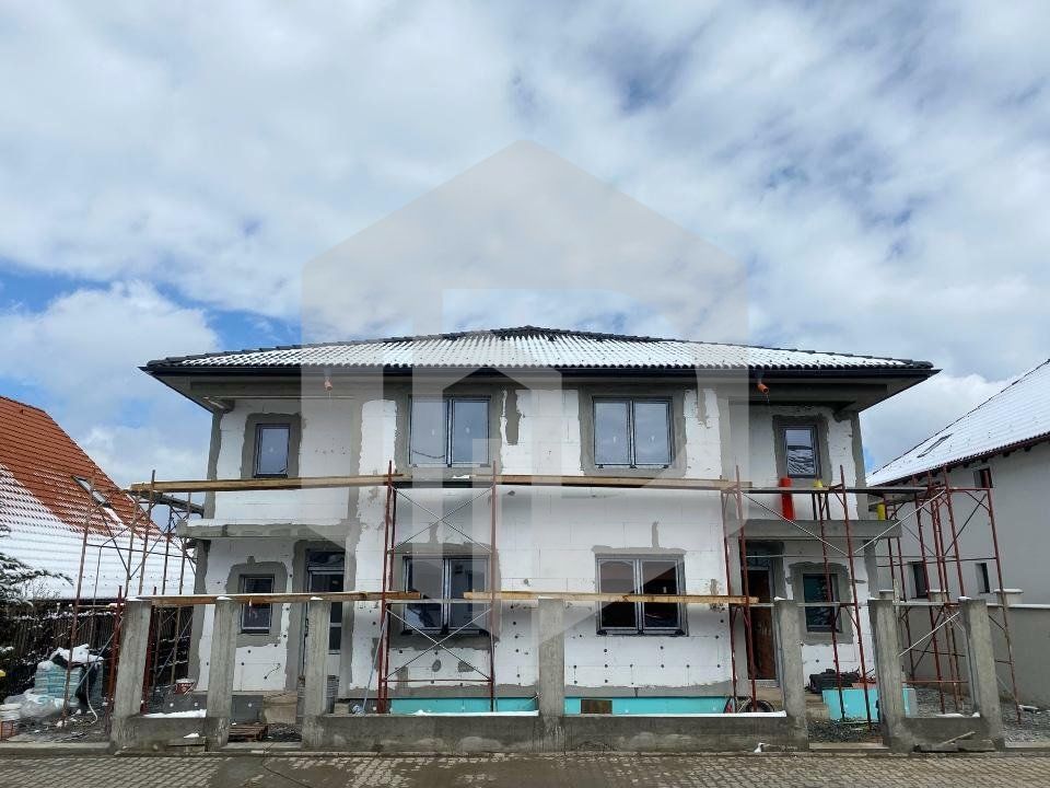 Casa tip duplex de vânzare în Selimbar, Str Andrei Muresanu-Brana - Poză 1