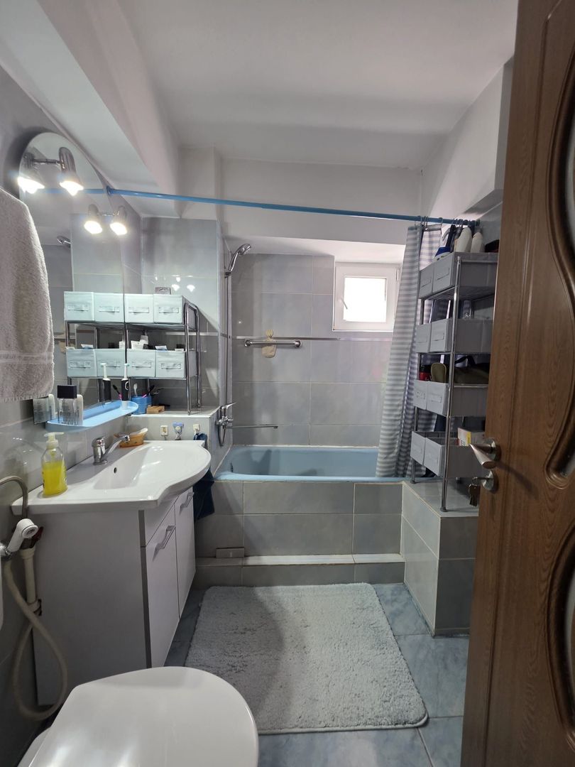 Apartament 4 camere decomandat- Zona Electroputere Mall - Poză 5