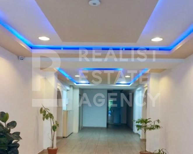 Apartament cu 3 camere – 13 Decembrie,  Coresi la 5 minute pe jos. - Poză 16