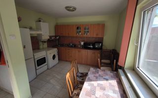 Casă de vânzare 3 camere | Ocna Sibiului | teren 1.010 mp - Poză 4