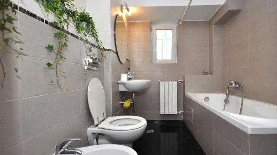 BRASADAS închiriază apartament doua camere langa TRIBUNAL Unirii 47. - Poză 4