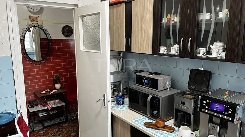 Apartament 3 camere luminos,  zona Facultatea de Litere - Poză 4