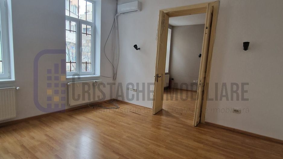 Spatiu comercial in vila, etj. 1 + mansarda, 220 mp, Piata Amzei - Poză 7