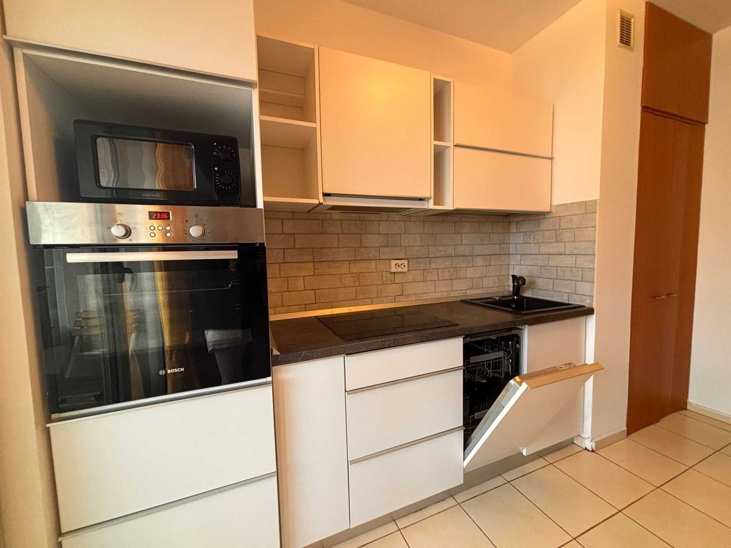 Vanzare Apt 2 camere Lujerului, Quadra1. Posibilitate loc parcare - Poză 3