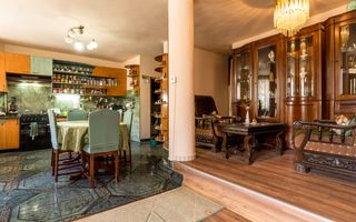 Casă pe 5 nivel–Ideală pentru Locuință, Sediu Firmă sau Investiție! - Poză 5