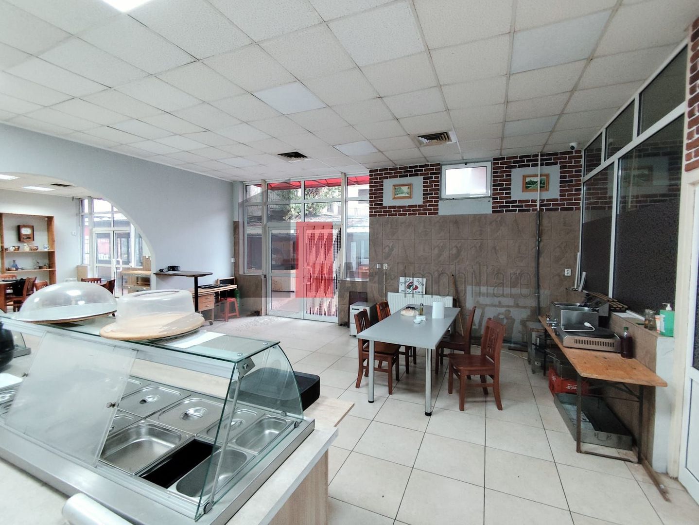 Spatiu de inchiriat in zona Dacia (Horeca/Restaurant/Cantina/Autoservire) - Poză 18