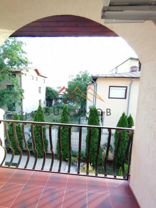 Vila P+E+M, an 2012, 6 camere, ultracentral, finisaje lux, Ploiesti,PH - Poză 26