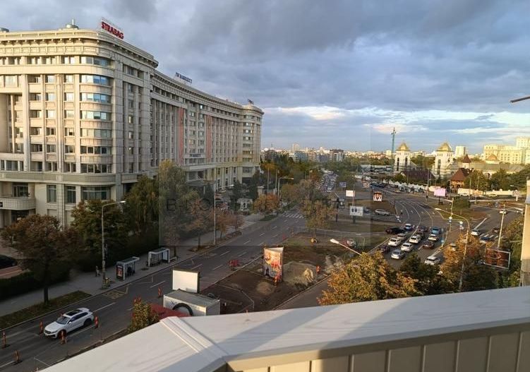 Apartament vis-a-vis Marriott Hotel: central, curat, modern, functional. - Poză 3