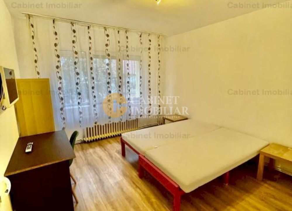 2 Camere Podu Ros la 3 Minute de Palas Mall Bloc Fara Risc - Poză 4